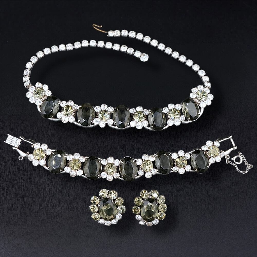 Vintage Juliana D&E Rhinestone Parure Smoky‎ Grey Set Necklace Bracelet Earrings